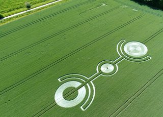 aerial of East Kennett
