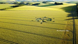 aerial of Yarnbury Castle