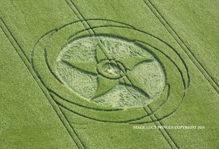 aerial of Silbury Hill from ccc
