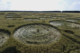 aerial of Wayland's Smithy from tt