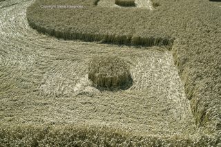 aerial of Beckhamtpon from tt