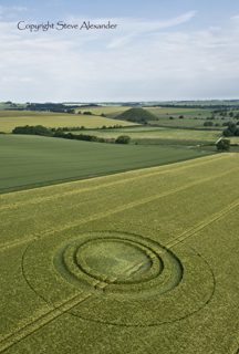 aerial of West Kennett from tt
