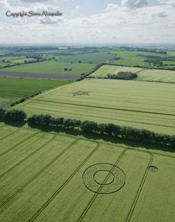 aerial of Broad Hinton from tt
