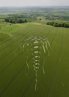 aerial of Wayland's Smithy from tt