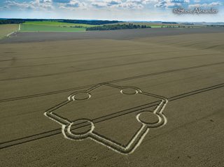 aerial of Stonehenge from tt