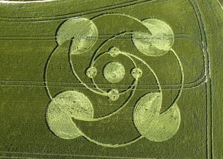 aerial of Beckhampton from tt