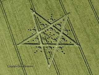 aerial of Broad Hinton from tt