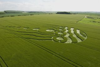 aerial of Wayland's Smithy from tt