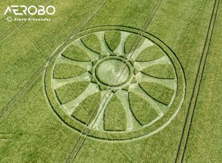 aerial of Barbury Castle from tt