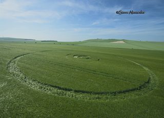 aerial of Bishop's Cannings Down from tt