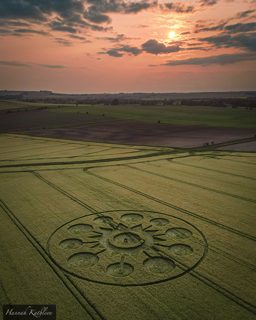 other of Avebury from tt