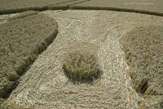 aerial of Beckhamtpon from tt