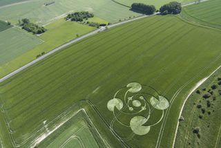 aerial of Beckhampton from tt