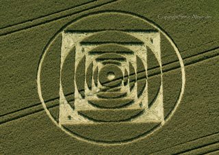 aerial of Stonehenge from tt