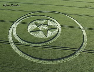 aerial of Broad Hinton from tt