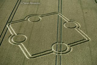 aerial of Stonehenge from tt