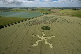 aerial of Stonehenge from tt