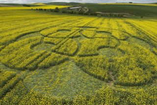 aerial of East Kennett from tt