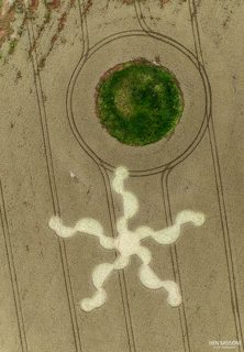 aerial of Stonehenge from tt