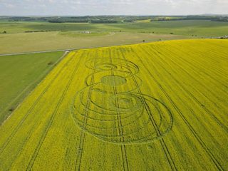aerial of Stonehenge from tt
