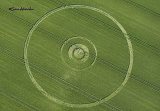 aerial of Bishop's Cannings Down from tt