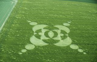 aerial of Opposite Silbury Hill